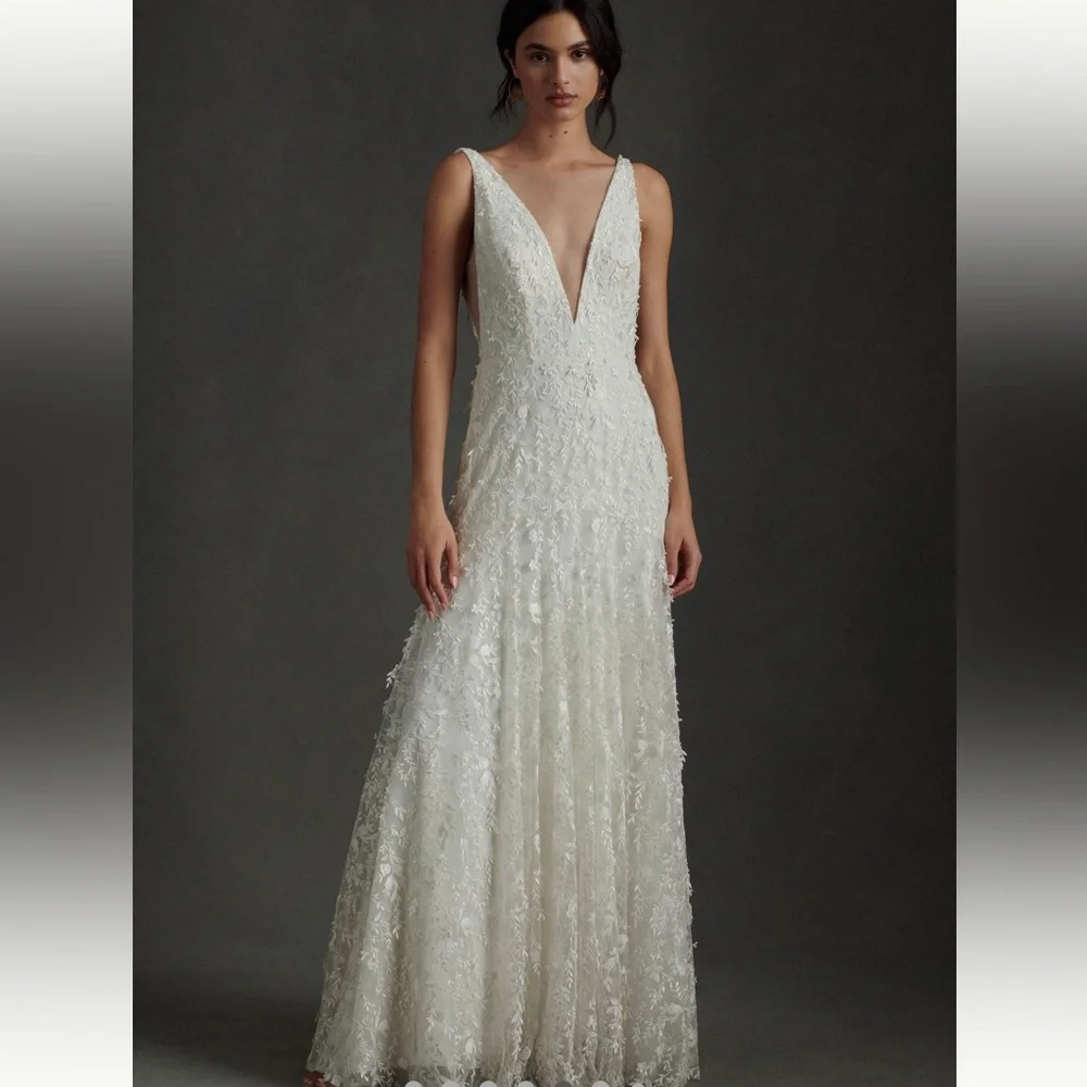 Jenny Loo Lourdes V-neck Elegant Wedding Gown - Picture 4 of 9